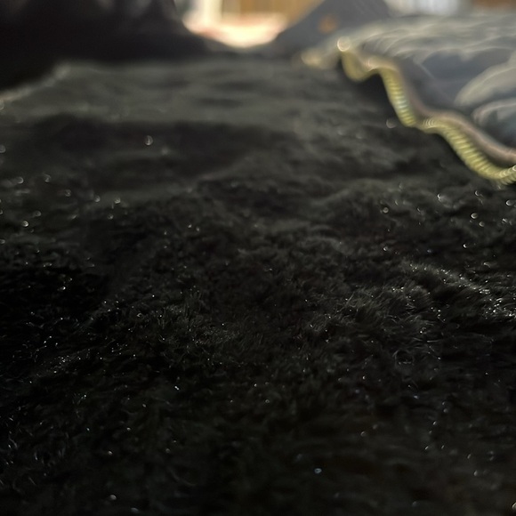 YMI Quilted Black and Tan Fur Lined Jacket Gold Accents - Picture 15 of 17